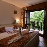 Y De Guriezo Hotell