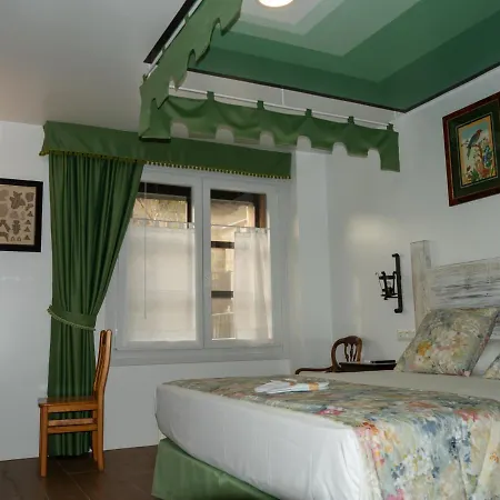 Y De Guriezo Hotel Trebuesto