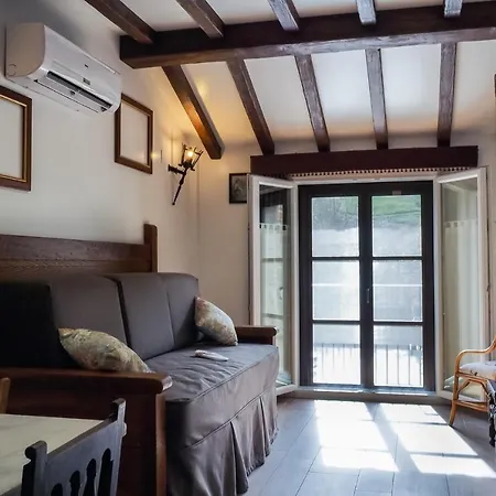 Y De Guriezo Hotel