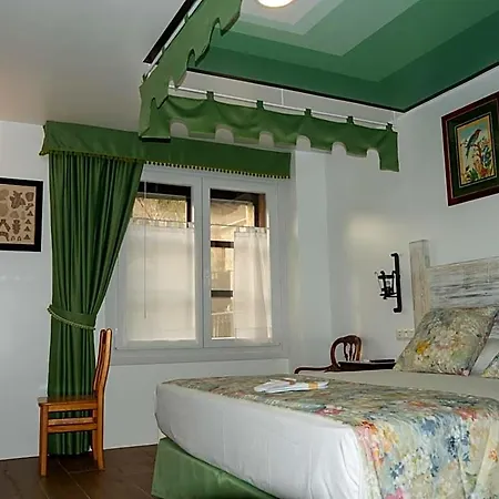 Y De Guriezo Hotel Trebuesto