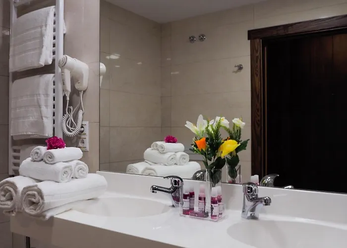 Y De Guriezo 호텔 4*