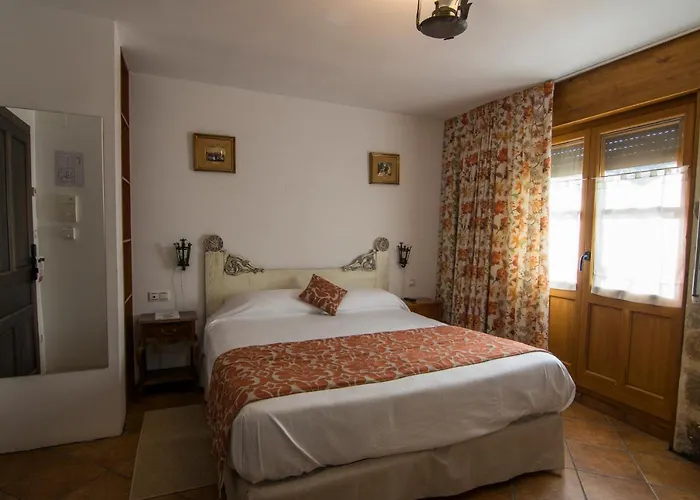 호텔 Y De Guriezo Trebuesto